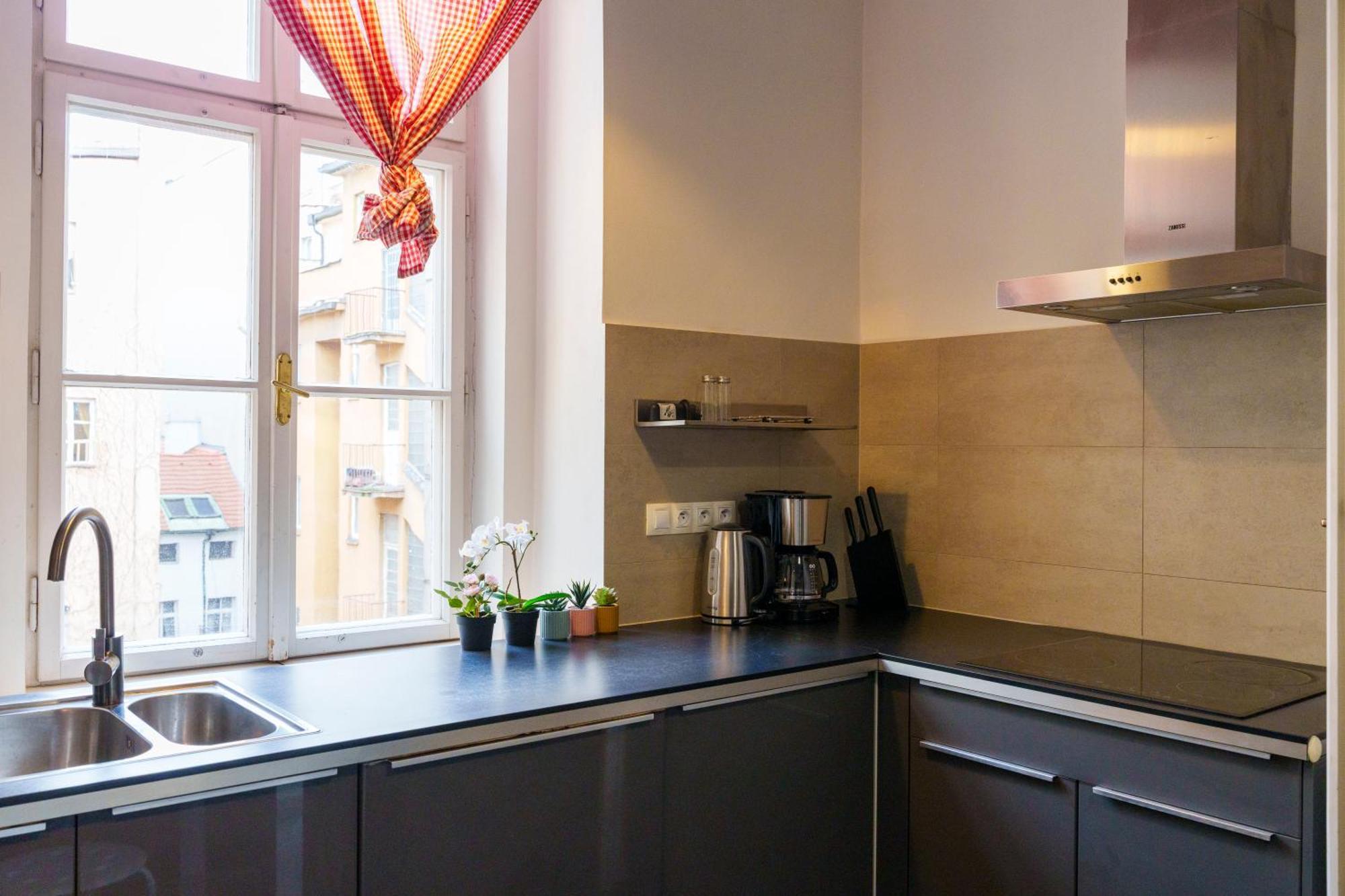 Stay Praha Apartment - New Open! Kültér fotó